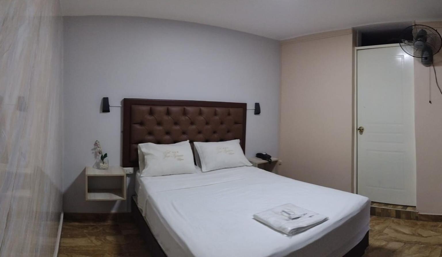 Hotel Jose Ignacio Chepén Buitenkant foto