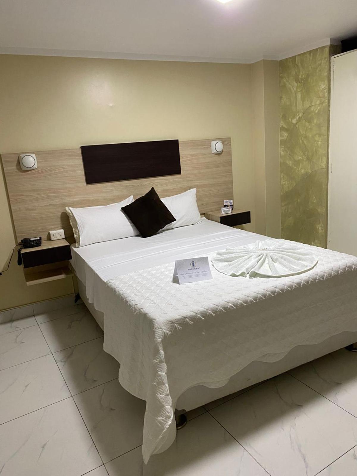 Hotel Jose Ignacio Chepén Buitenkant foto